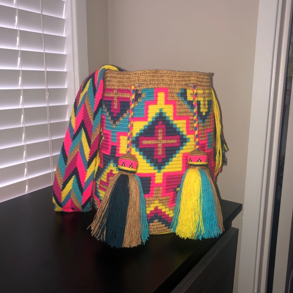 Authentic Wayuu Matizado bag / Multicolored crosses / size L / Handmade bag - Picture 2 of 7
